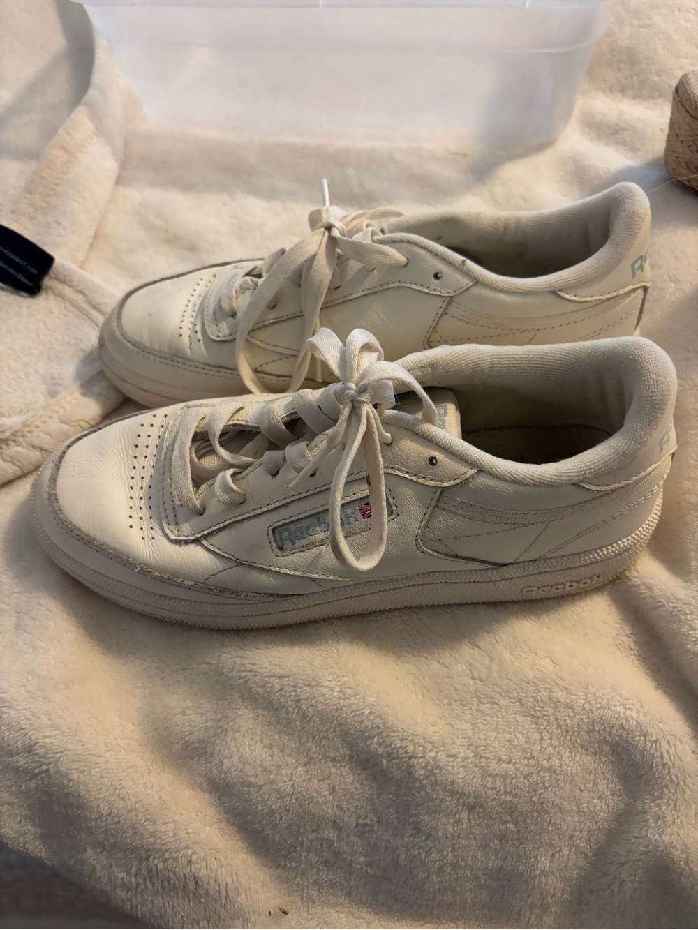 Reebok sneakers size 61/2